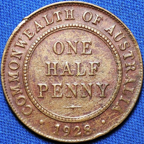 1928 Australian Halfpenny, 'Very Fine', detractors - Click Image to Close