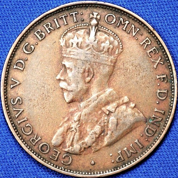 1933/2 overdate Australian Penny, 'Fine'