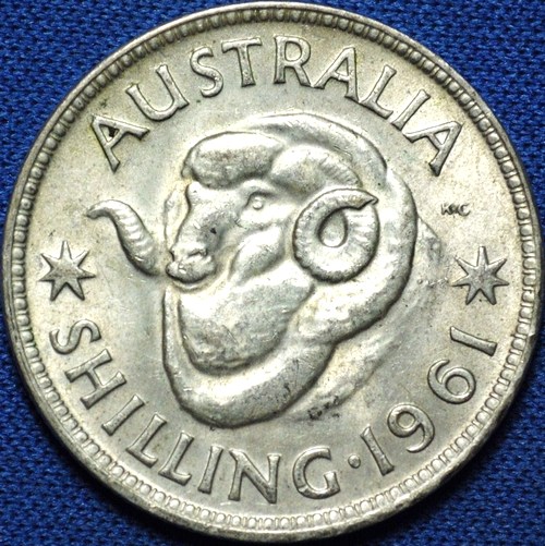 1961 Australian Shilling, 'Extremely Fine' - Click Image to Close