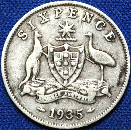1935 Australian Sixpence, 'good Very Good / Fine' - Click Image to Close