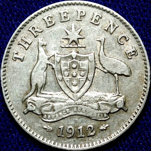 1912 Australian Threepence, 'about Fine' - Click Image to Close