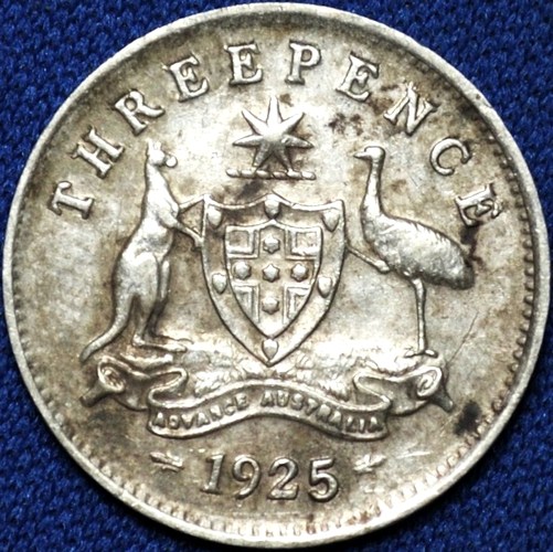 1925 Australian Threepence, 'VF / EF', discoloured - Click Image to Close