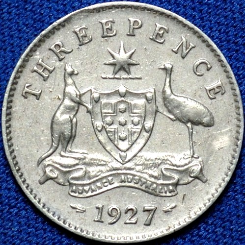 1927 Australian Threepence, 'aVF / aEF', detractors