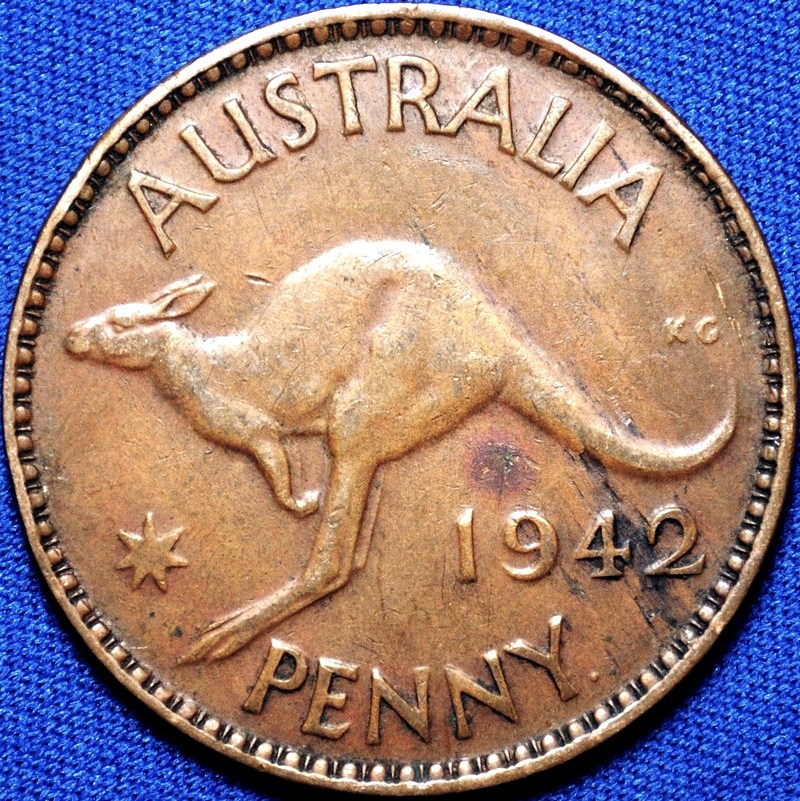 1942 Y. Australian Penny, 'about Very Fine'