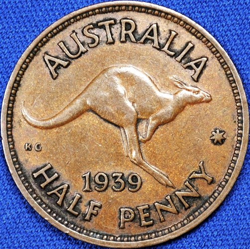 1939 roo Australian Halfpenny, 'Very Fine / Extremely Fine'